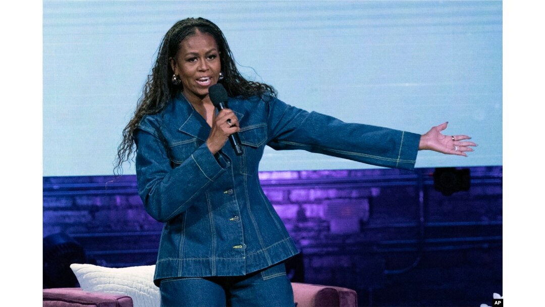 Mishel Obama Vashingtonda so'zlamoqda, 15-noyabr, 2022