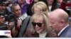 Sentencia contra Trump en caso de abuso sexual divide a EEUU