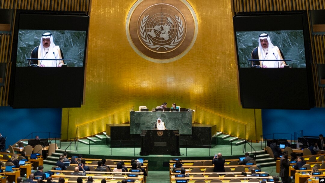 Sheikh Nawaf Al Ahmad Al Sabah speaks during the United Nations General Assembly. He died on Saturday.