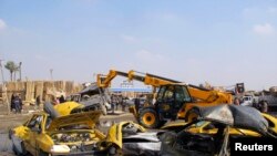 Blasts Hit Iraqi Cities