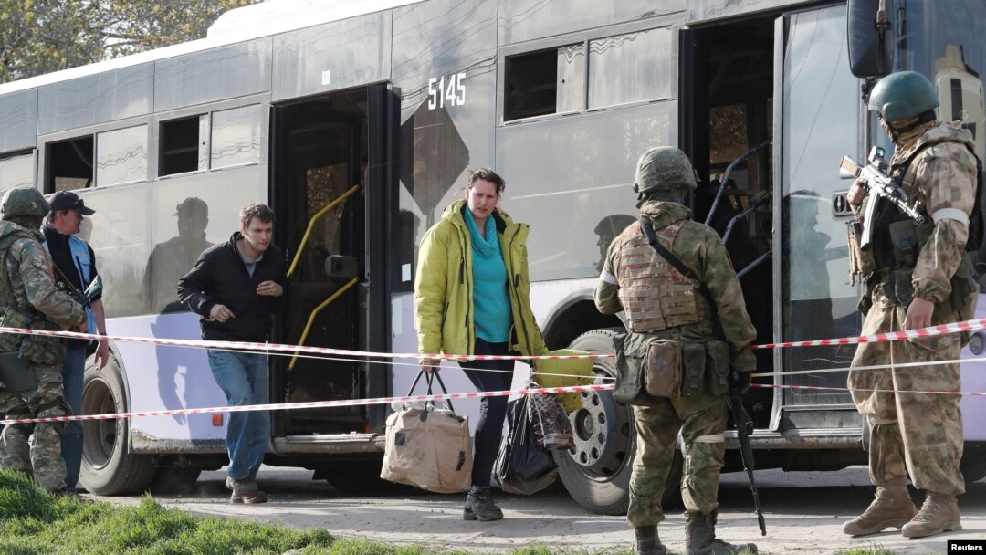 Azovstal steel plant employee Natalia Usmanova, 37, who was evacuated from Mariupol, arrives at a temporary accommodation centre during Ukraine-Russia conflict in the village of Bezimenne in the Donetsk Region, May 1, 2022. 