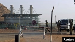 A checkpoint is seen at the entrance of a gas field near Zarzaitine in Ain Amenas, southeast of Algiers, Algeria, January 22, 2013. 