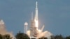 2018年2月6日，SpaceX 猎鹰重型火箭从佛罗里达州的肯尼迪航天中心39-A发射台发射。