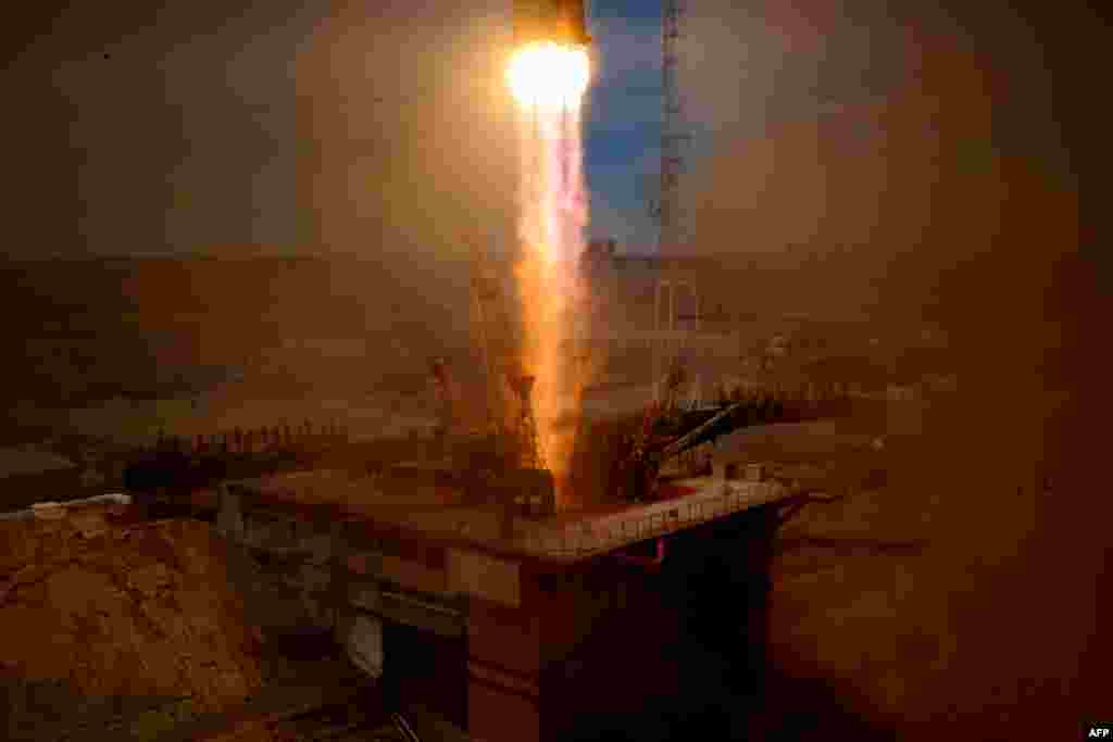 Russia&#39;s Soyuz MS-04 spacecraft carrying Russian cosmonaut Fyodor Yurchikhin and NASA astronaut Jack David Fischer, members of the main crew of the 51/52 expedition to the International Space Station (ISS), blasts off to the International Space Station from the launch pad at the at the Russian-leased Baikonur cosmodrome in Baikonur, Kazakhstan.