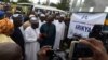 Gwamnan jihar Nasarawa, Tanko Al Makura, (sanye da fararen kaya a tsakiya) 
