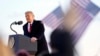 Ông Trump ngày rời Washington để về Florida, 20 tháng Giêng. (AP Photo/Manuel Balce Ceneta)