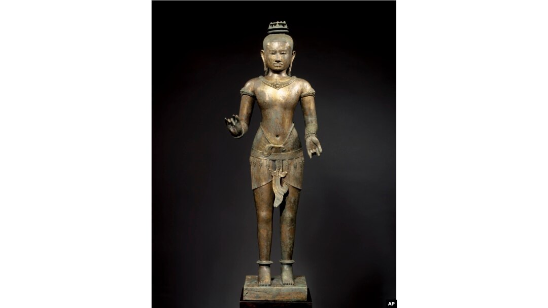 This March 2007 photo shows a bronze sculpture titled "Standing Shiva" at the Metropolitan Museum of Art in New York. The sculpture will be returned to Cambodia or Thailand.