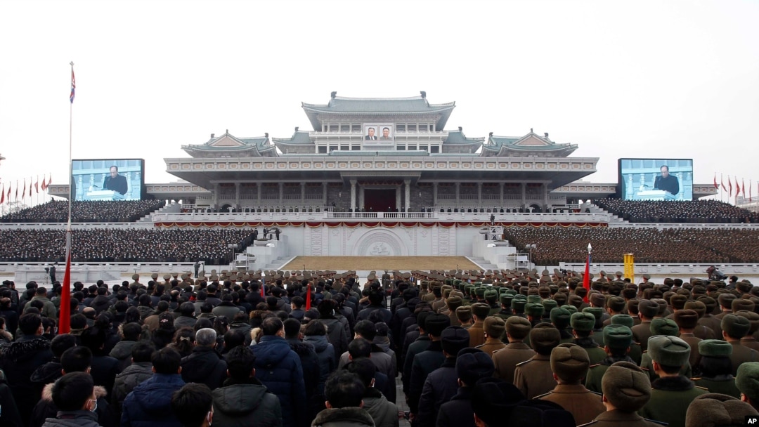 지난 1월 북한 평양 김일성광장에서 김정은 노동당 총비서 추대를 축하하는 대규모 군민집회가 열렸다.