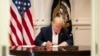 Ông Trump vẫn làm việc từ bệnh viện quân y Walter Reed.