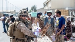 VOA Asia 20210823 Biden pushes on at Kabul Airport