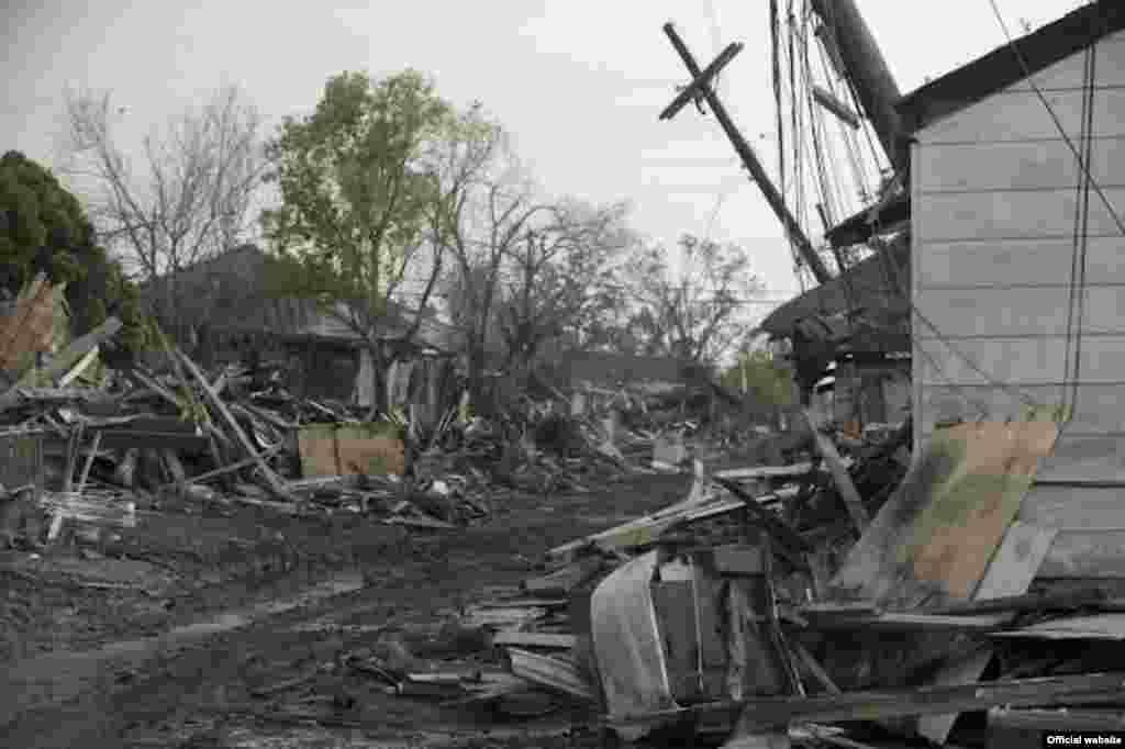 New Orleans' Lower 9th Ward suffered the worst of Hurricane Katrina's winds and floods on August 29, 2005. A wall of water from the city's Industrial Canal rushed into the streets, killing dozens of people. (Andrea Booher/FEMA