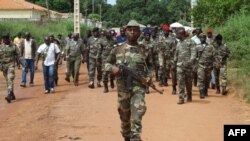Militares guineenses. Foto de arquivo
