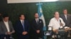 El presidente electo de Guatemala, Alejandro Giammatei, habla durante una conferencia de prensa en Ciudad de Guatemala el 12 de octubre, de 2019.