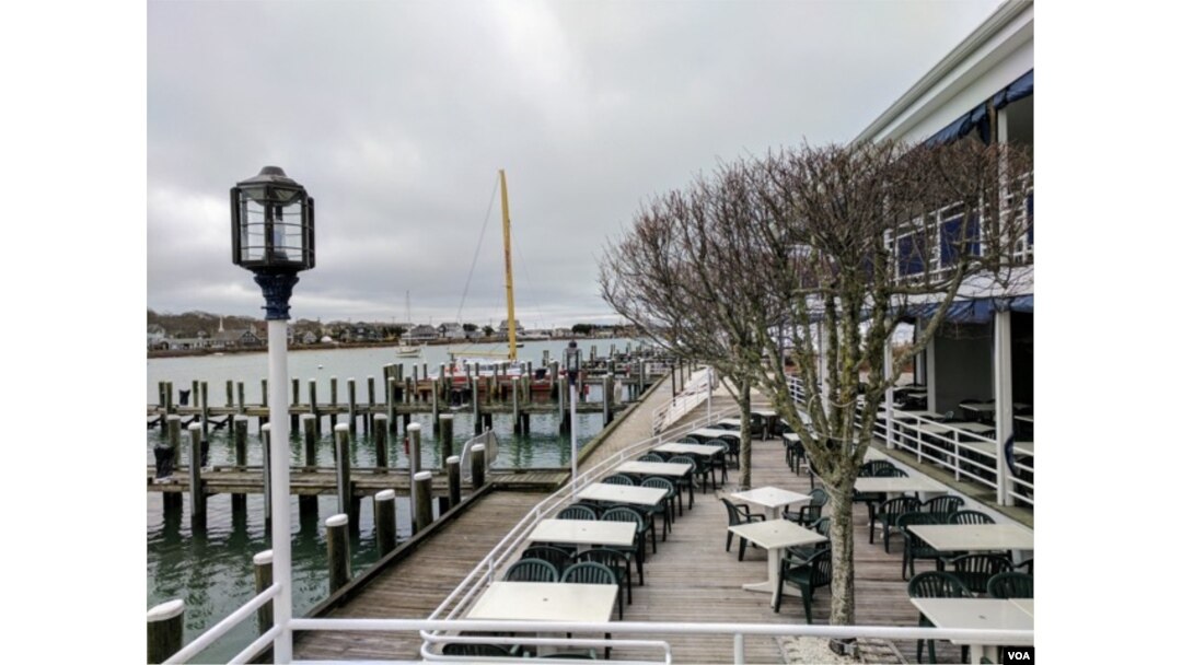 Tyler Hayes, vice president of Cape Cod Restaurants, says his seasonal businesses — including Flying Bride Restaurant, shown here in April — would suffer without H-2B workers. After 20 years in the business, he says the children of foreign workers have begun to work for them. (R. Taylor/VOA)
