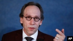Bulletin of the Atomic Scientists member Lawrence Krauss.