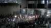 香港国民教育 支持反对人士隔空对峙