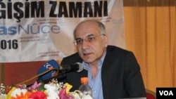 Kurdish Journalist in Istanbul