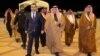 Bộ trưởng Ngoại giao mới được bổ nhiệm của Syria Asaad Hassan al-Shibani được Thứ trưởng Ngoại giao Saudi Waleed Elkhereijichào đón khi đến Riyadh, Saudi Arabia, ngày 1/1/2025.
