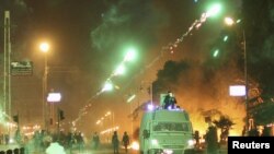 Egyptian Protesters, Police Clash Near Presidential Palace