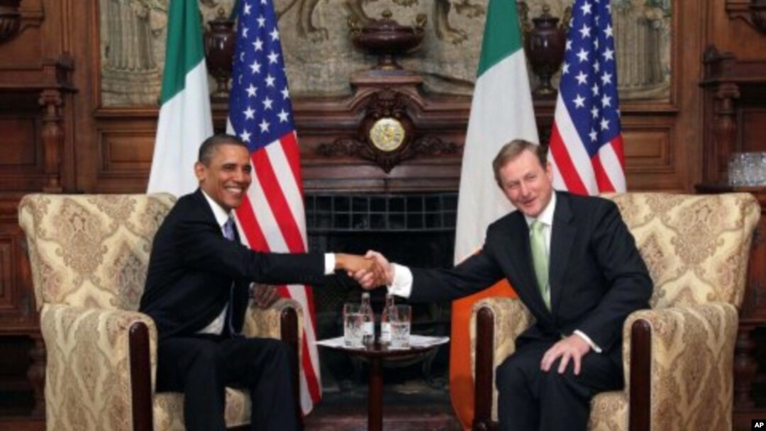 US President Barack Obama, left, and Taoiseach Enda Kenny shake hands during talks in Farmleigh, Dublin, May 23, 2011