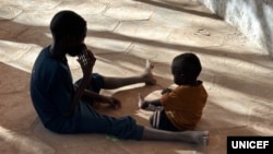 Watoto nchini Sudan